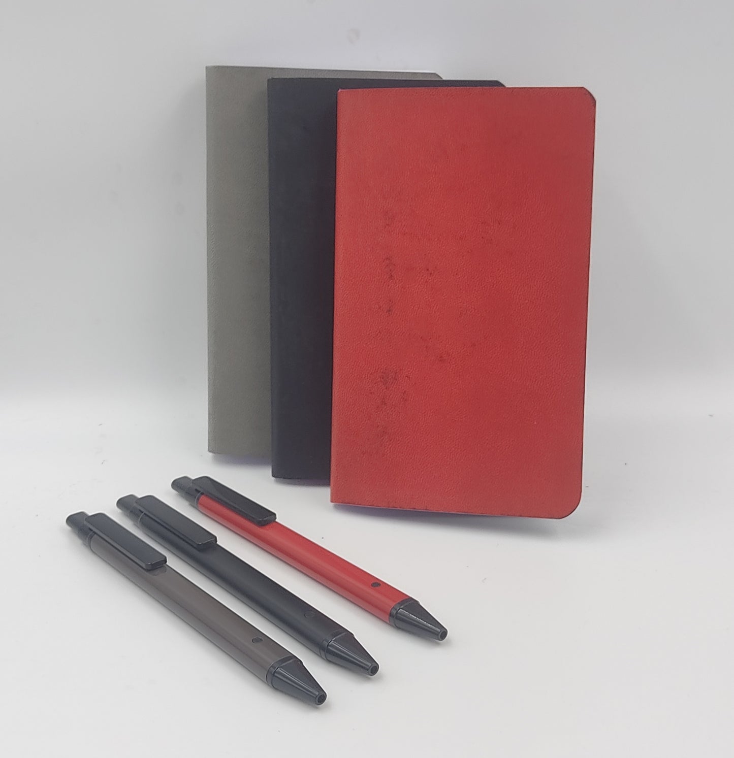 Set Of 2: Flexible Pocket A6 Notebook With Ruled & Checked Pages With Flat Pen