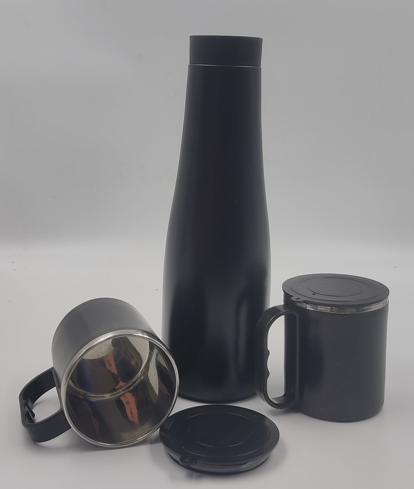 Set Of Vacuum Flask With 2 Stainless Steel Cups In Gift Box