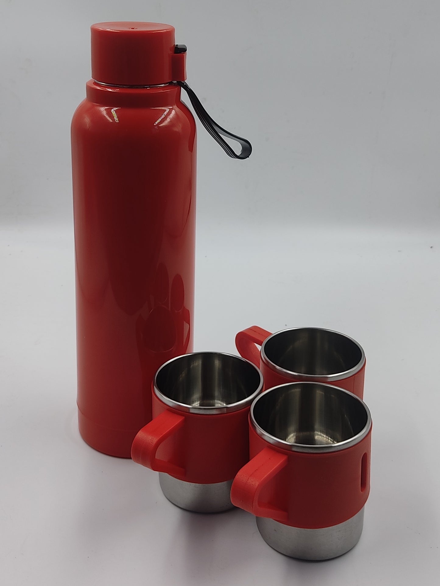 4 pc Gift Set : Insulated Steel bottle with 3 Steel cups | Keeps hot for 4-6 hours | Heavy Gift box with Handle